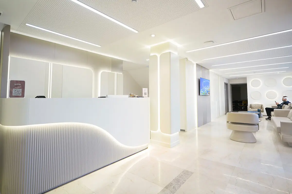 Hermest Clinic Reception